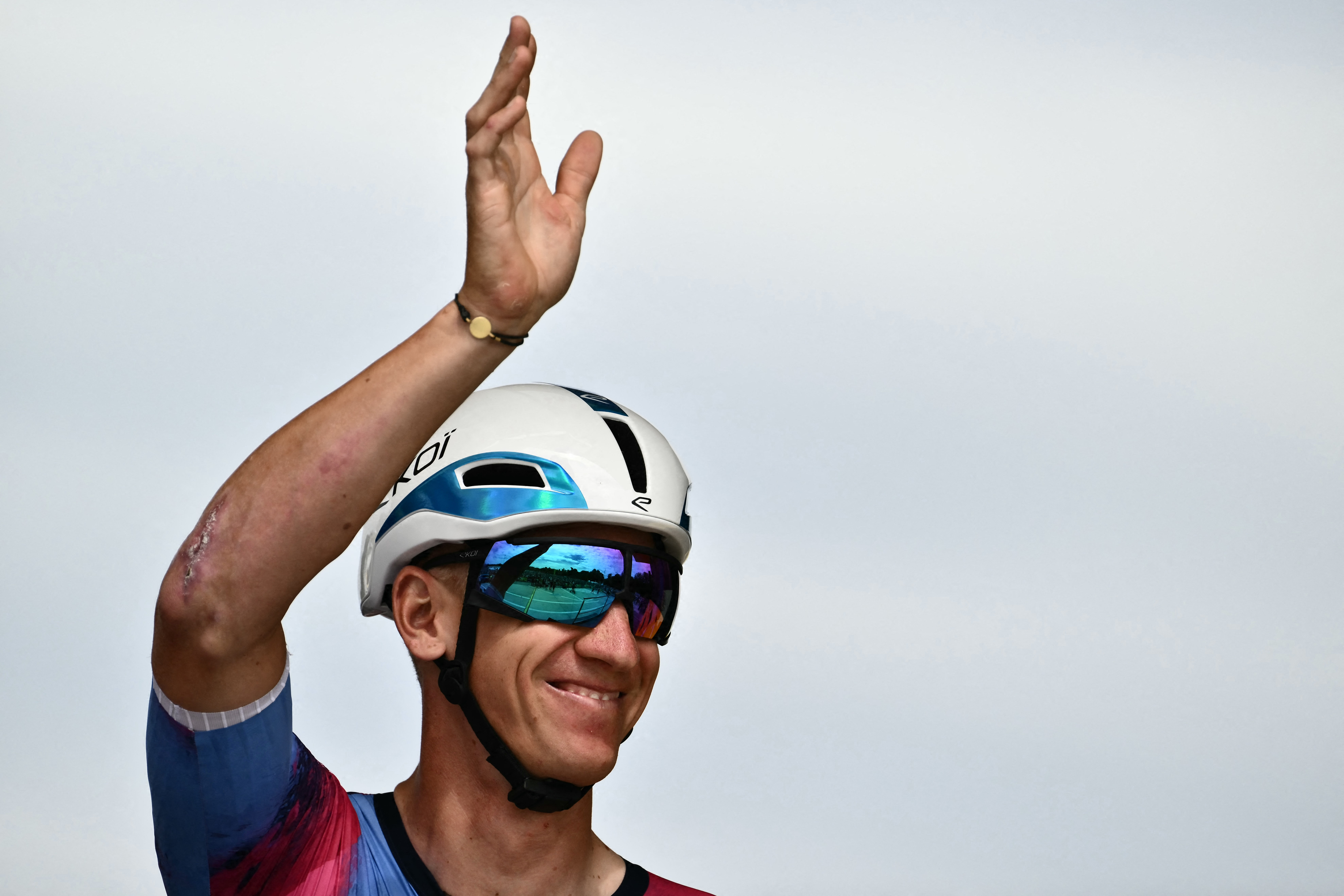 Pascal Ackermann waving at the Tour de France