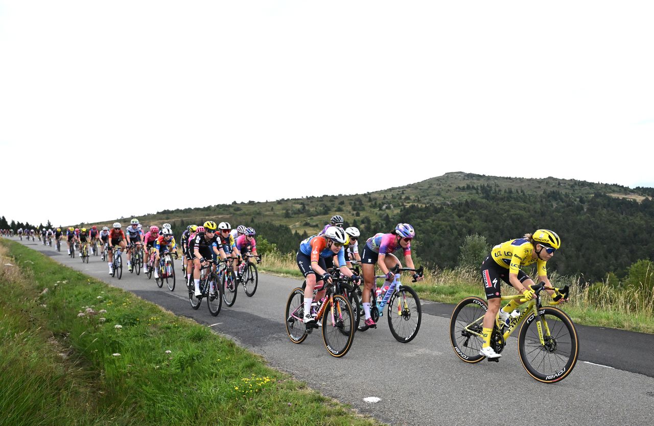 The women's peloton at the Tour de France Femmes